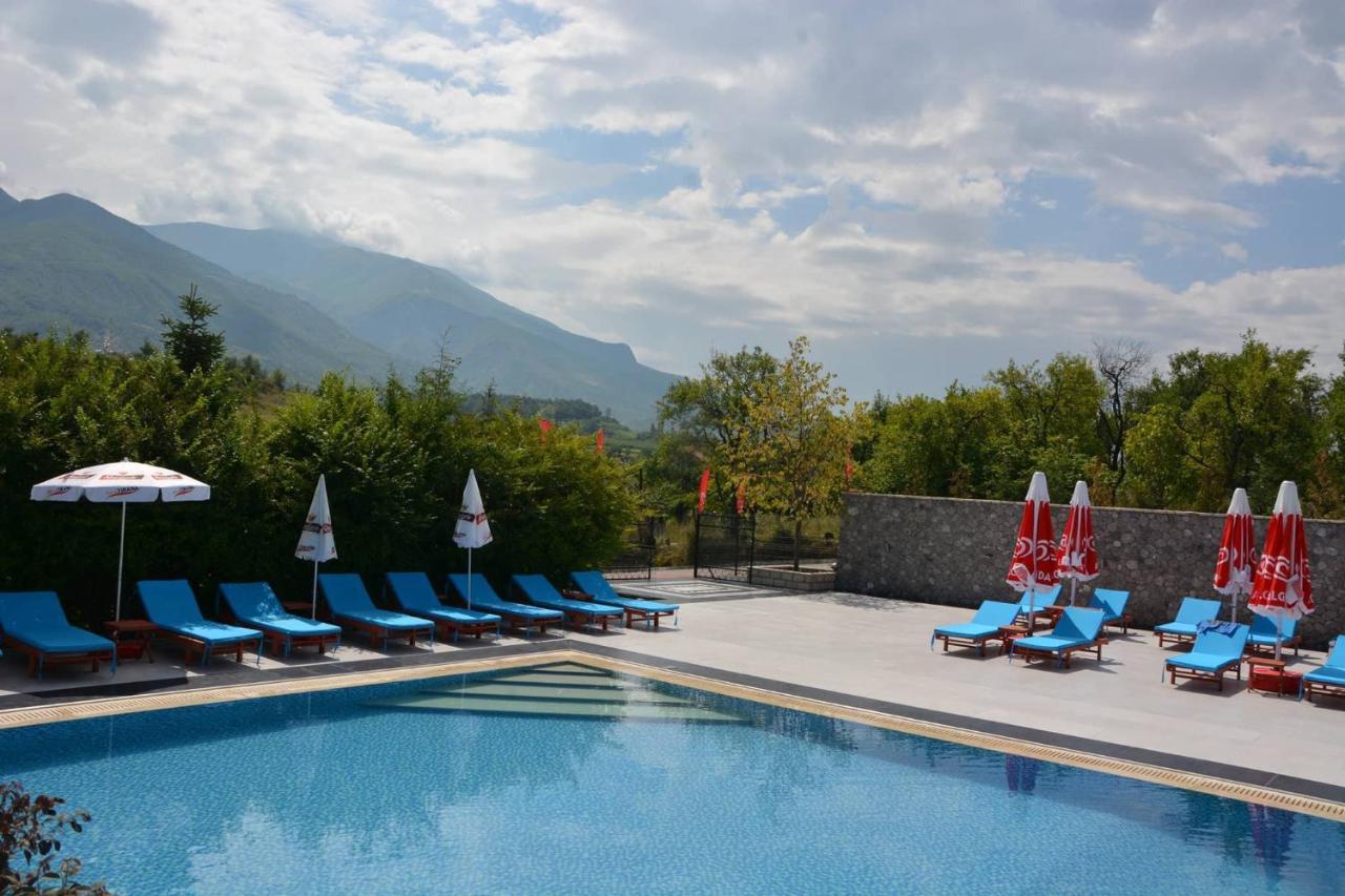 Resort Zerja And Spa Peshkopi Exterior foto